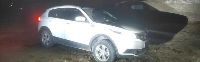 两万多买的联动云下线“观致5”，深夜莫名被拖走，数十名车主陷维权困局