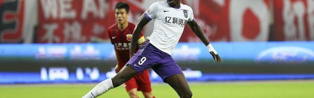 极速赛车-中超弃将迪亚涅加盟西布朗 离泰达后还夺土超金靴